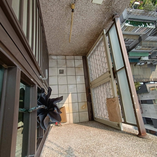 近榮總●優質挑高套房（第10張）