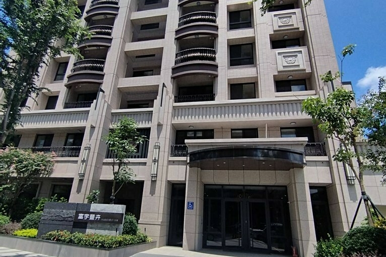 總管家│免仲鹿寮全新3房平車可入籍雙租補(第1張)