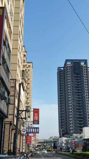 兩房高樓近文華高中捷運站約300公尺（第10張）
