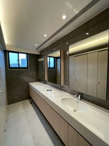 水湳｜經貿路企業大樓店面／辦公室（第9張）