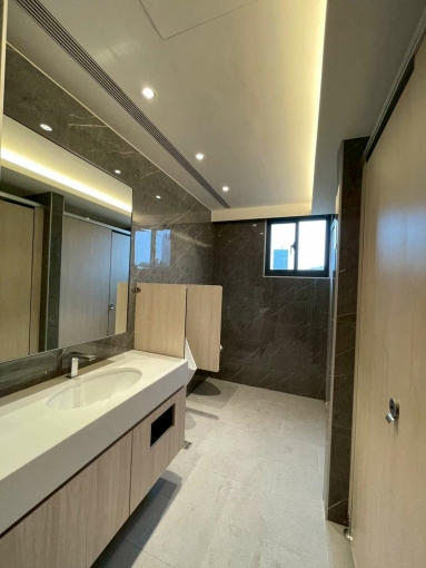 水湳｜經貿路企業大樓店面／辦公室（第10張）