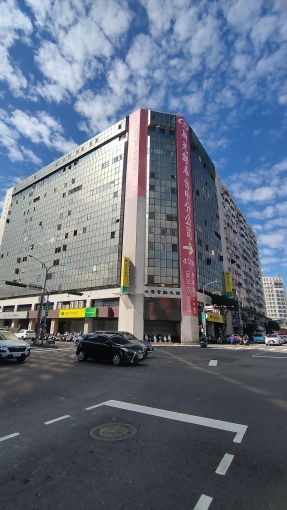 教育大學角間1+2樓 / 租6萬 、售3980萬（第1張）