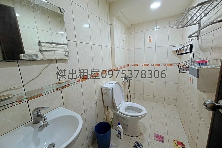 傑出租屋/大有大業,一層兩戶,陽台獨洗,可補助~(第5張)