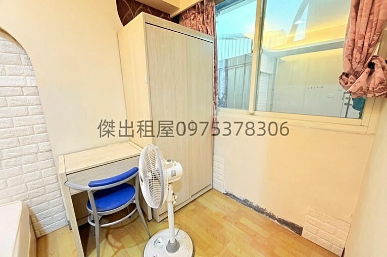 傑出租屋/大有大業,一層兩戶,陽台獨洗,可補助~(第4張)