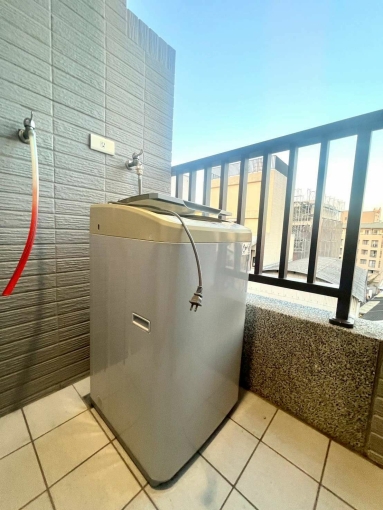 租屋補助✨陽台獨洗✨電梯✨子母車✨飲水機✨機車位（第8張）