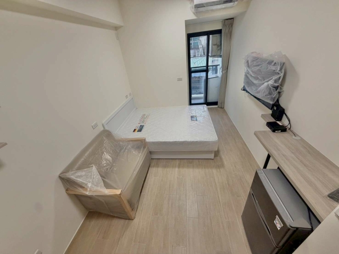 整棟新蓋💖可租補🔆陽台獨洗曬🌳衛浴開窗📍中教大（第1張）