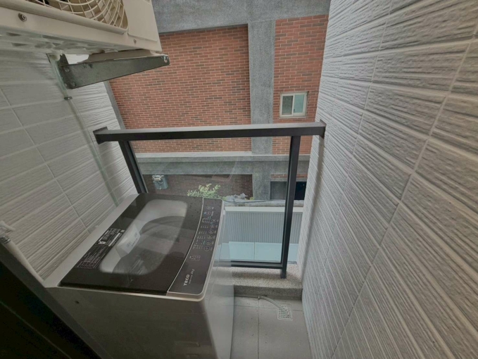 整棟新蓋💖可租補🔆陽台獨洗曬🌳衛浴開窗📍中教大（第11張）