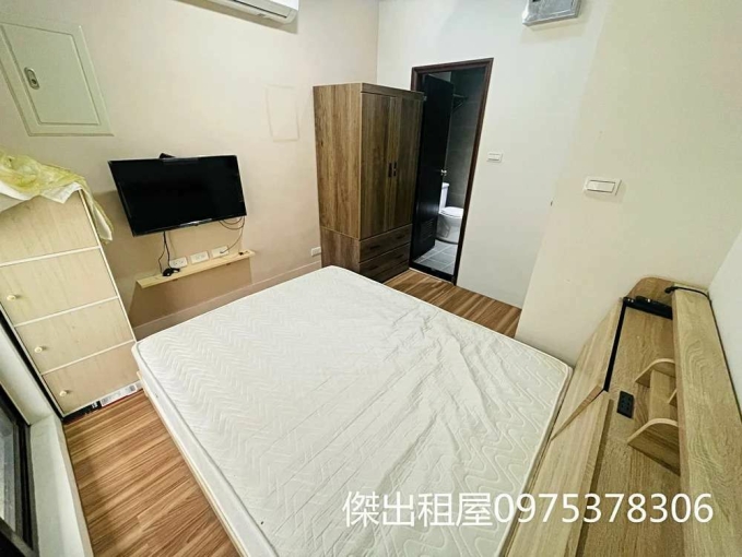 傑出租屋/近市府陽台獨洗,可寵 - Image 3