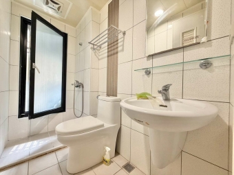 我要一杯曼陀朱加可樂✨可貓貓🐈陽台獨洗💕近美術館 中教大⚡宇你相見（第10張）