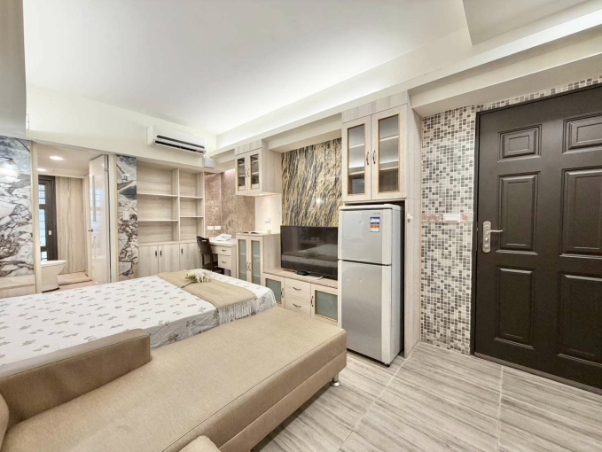 珍珠奶茶不要珍珠✨可租補✨陽台獨洗💕近一中 中友⚡宇你相見（第4張）