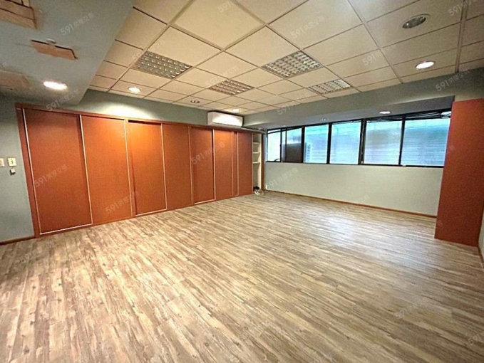 @@中山捷運商圈旁*一層一戶格局方正優質機能辦公(第4張)