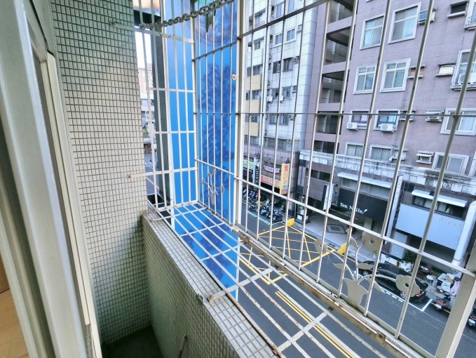 blackpink回歸了✨陽台獨洗✨可租補💕近精誠商圈 市政府💕宇你相見（第9張）