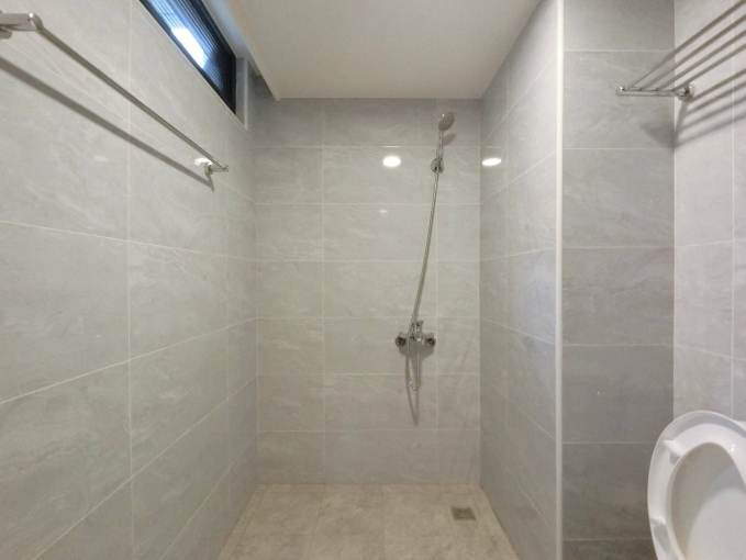 **整棟超新電梯套房*租補報稅*陽台獨洗曬*室內機車位*飲水機*子母車* - Image 13