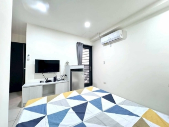 **整棟超新電梯套房*租補報稅*陽台獨洗曬*室內機車位*飲水機*子母車*（第1張）