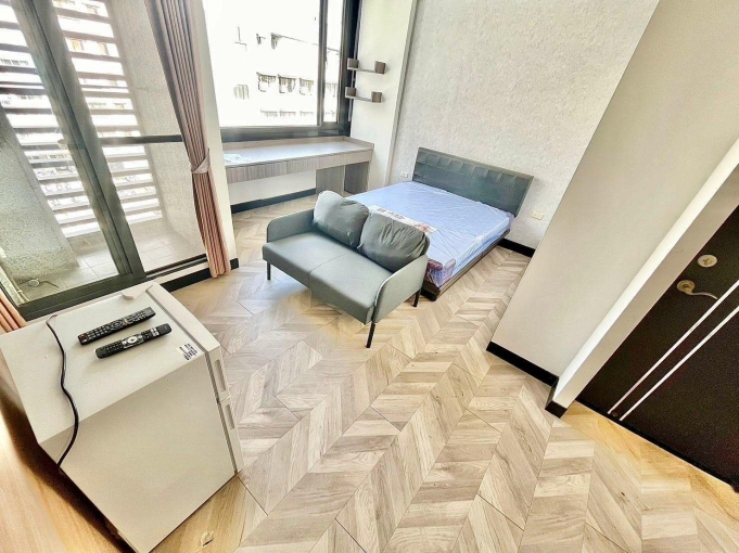 東海大套房🏆可貓狗✨雙租補✨質感裝潢🌳陽台獨洗曬（第1張）