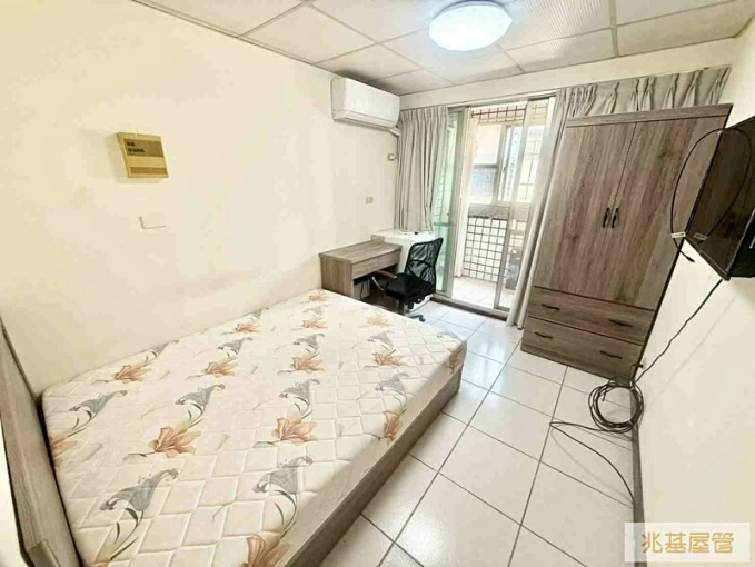 兆基社會住宅🏠逢甲小資電梯套房獨洗曬🏠可租補(第1張)