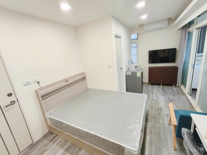 合法全新裝潢~屋主自租~免服務費 - Image 3