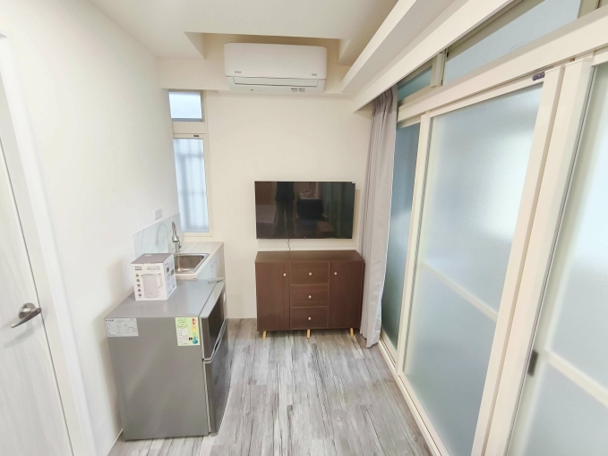 合法全新裝潢~屋主自租~免服務費 - Image 4