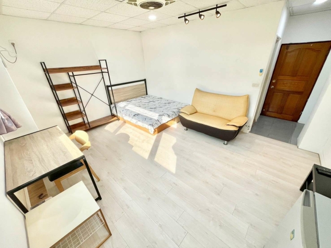 興大✨租補💕子母車🎈機車位 - Image 2