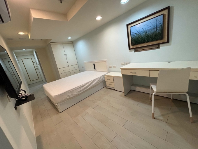 西裝快皺掉了✨可租補✨獨洗獨曬💕近勤美 科博館⚡宇你相見（第4張）