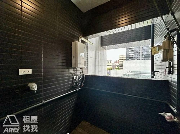 向Young｜榮總｜霞海特區｜全新三房平車空屋｜可租補 - Image 13