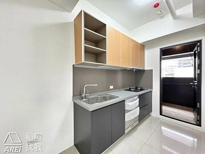 向Young｜榮總｜霞海特區｜全新三房平車空屋｜可租補 - Image 4