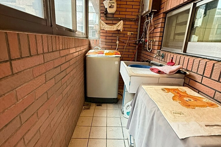 兆基社會住宅🏠忠孝東路✅不用走九遍秒殺✅電梯2房2廳2衛（第9張）