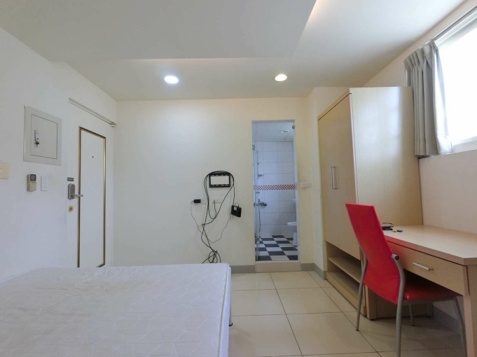 可租補可短租*可貓*電梯*採光佳*飲水機*子母車~（第8張）