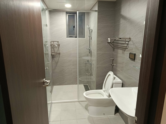 新屋出租~桃園航空城A18安置住宅，四房車雙陽台（第5張）