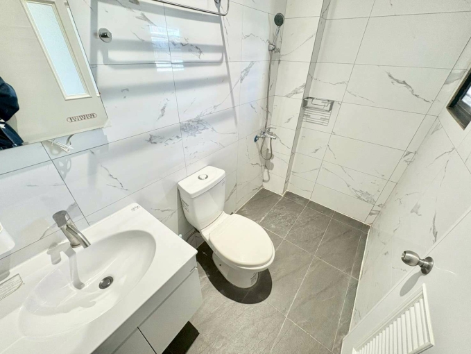 🔥西區可貓套房🔥陽台獨洗🔥子母車🔥近五權車站（第8張）