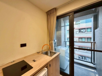 🧡請加賴🧡全新電梯🧡租屋補助🧡陽台獨洗🧡流理台🧡機車位🧡秒殺物件🧡（第7張）