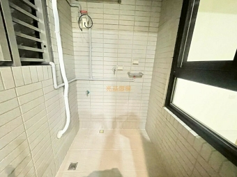 兆基社會住宅🏠岡山鳳凰信義2+1房近捷運可租補（第11張）