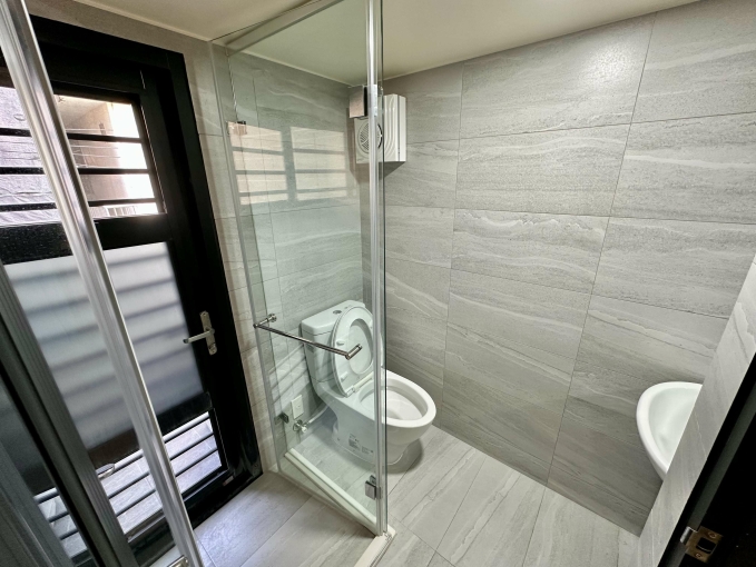 床前明月光💕陽台獨洗💕稀有樓中樓⚡可租補✨近一中 中友💕宇你相見（第10張）