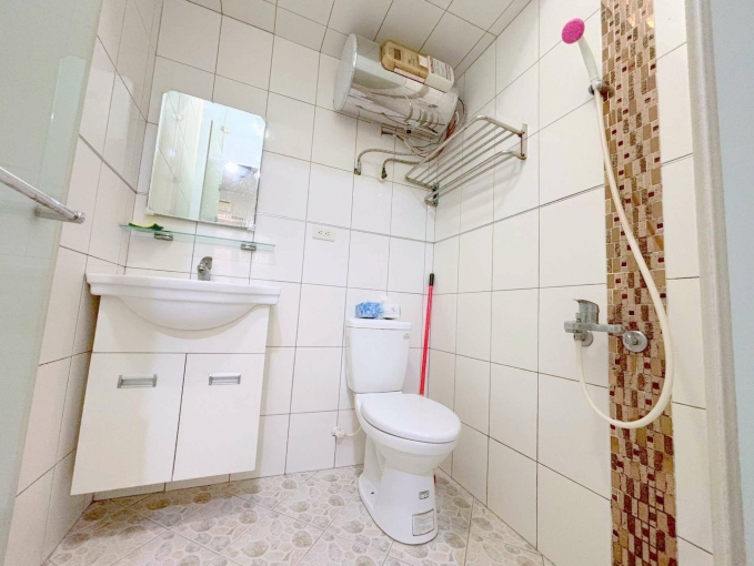 租補*電梯套房*飲水機*子母車（第11張）