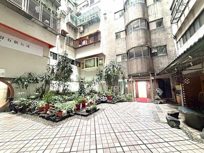 @@明德捷運商圈旁*格局方正採光三房（第12張）