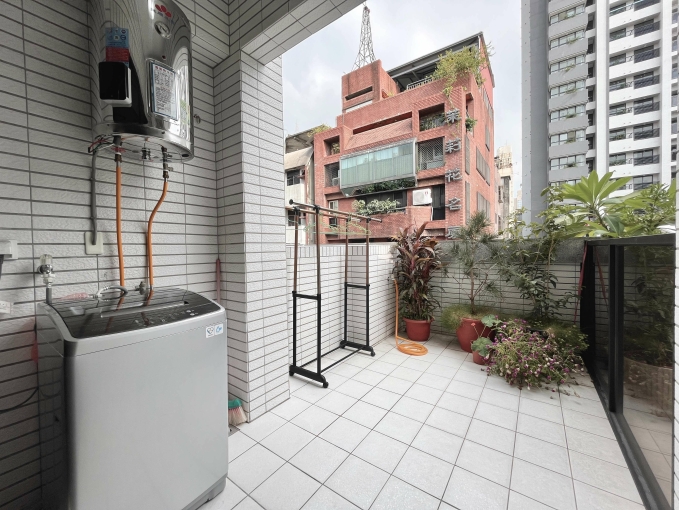 可預定7月中住✔可租補+🍀超新電梯✔陽台獨洗✔飲水機✔子母車（第9張）