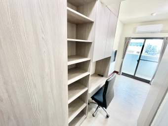 雙租補☆陽台☆超新電梯套房☆飲水機☆垃圾處理（第7張）