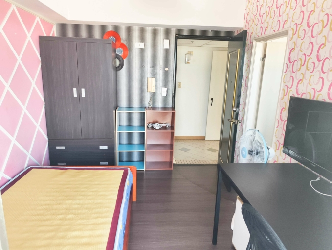 逢甲商圈_高層採光套房_陽台曬衣 - Image 2