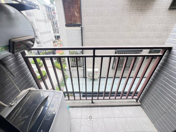 秒殺可租補✨陽台獨洗✨機車位✨近逢甲✨小資必看 - Image 11