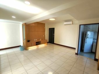 橘子🍊文心路四段肯德基旁🍊大2+1房2衛🍊含平車可租補（第1張）