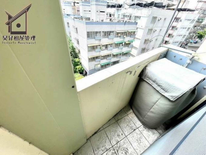 走路到興大🌸可租補不加價🌸陽台獨洗曬🌸子母車🌸飲水機🌸生活機能超便利（第4張）