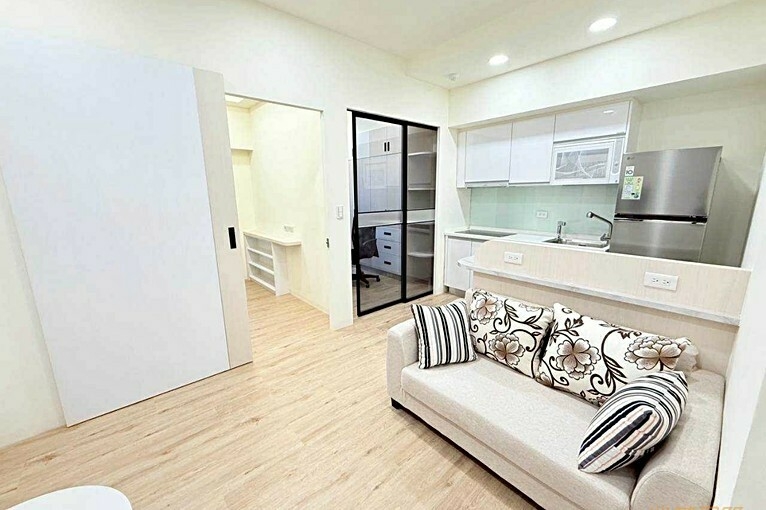 兆基社會住宅🏠坐擁愛河夜景｜左岸靜謐質感宅（第3張）