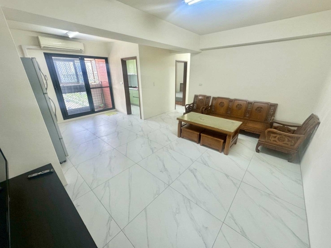 🔥南屯大三房🔥可租補🔥機上車位家俱全配🔥近國道（第1張）