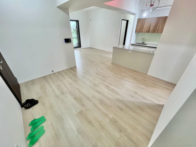 【新業築森鄰】東區四房/平車🌈空屋⭐全新⭐可租補🌳 - Image 1