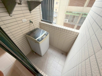 💕近東興市場/一中商圈/中友百貨/整棟全新電梯套房/獨洗獨曬/子母車💕 - Image 28