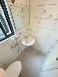 💕近東興市場/一中商圈/中友百貨/整棟全新電梯套房/獨洗獨曬/子母車💕 - Image 23