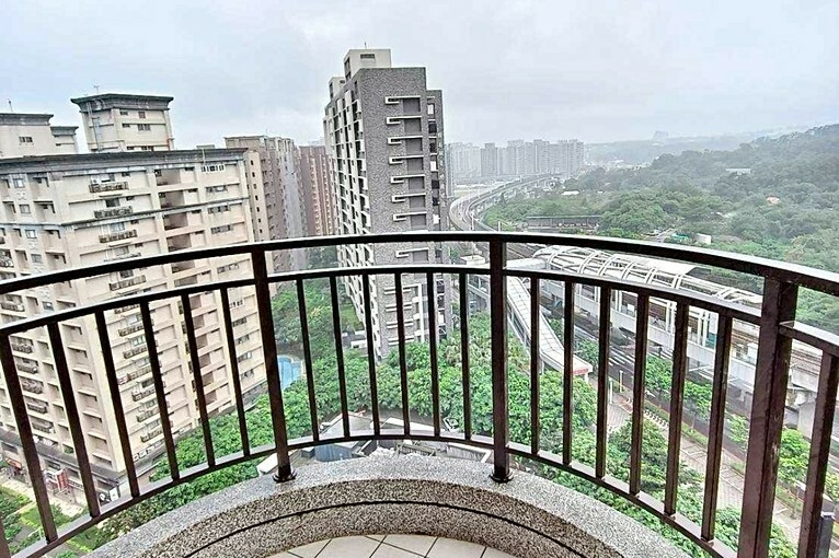 兆基社會住宅🏡近公車站牌採光佳普羅旺斯二房（第8張）