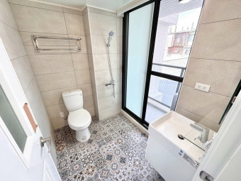 中清套房⭐衛浴開窗✨採光佳（第3張）