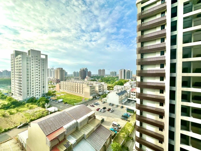 🏡《華雄交響曲》2房平車｜河景首排建案 #屋主自租免仲 #可租補可社宅 #德民藍昌商圈 #近高大藍田公園 #台積電10分鐘 - Image 12