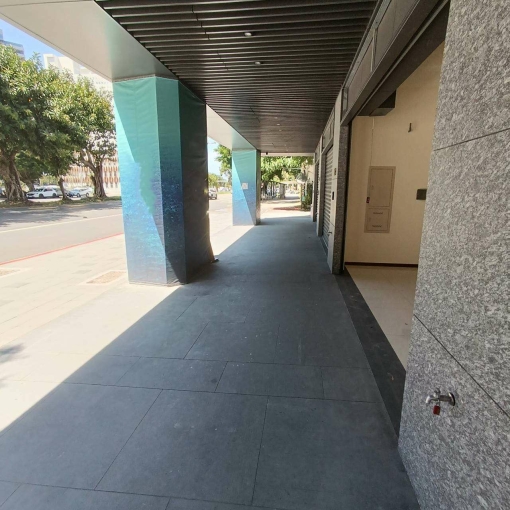 北士科園區★大路邊金店面（第5張）